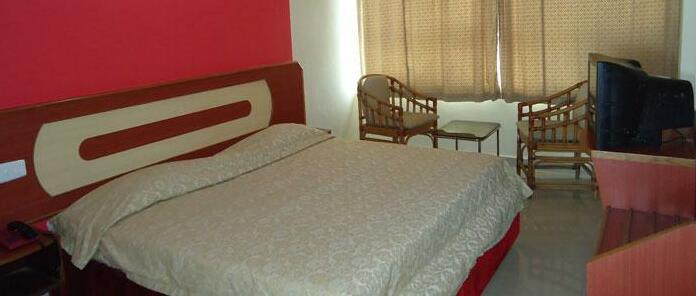 Hotel Poonam Margao - Photo3