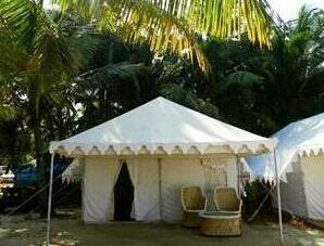 Nirvana Hostel - Tents