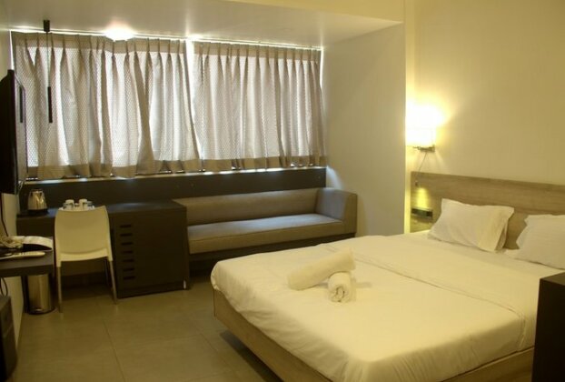 Srujan Hotels 22 Suites - Photo5