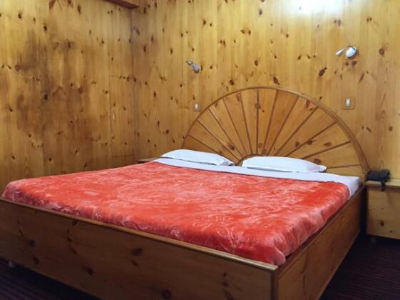 HimGiri Village Resort - Photo4