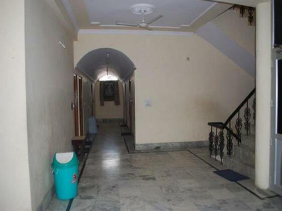 Abhiraj Guest House - Photo3