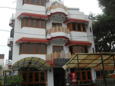 Gaurav Boarding House