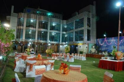 Hotel Ganpati Palace Mathura