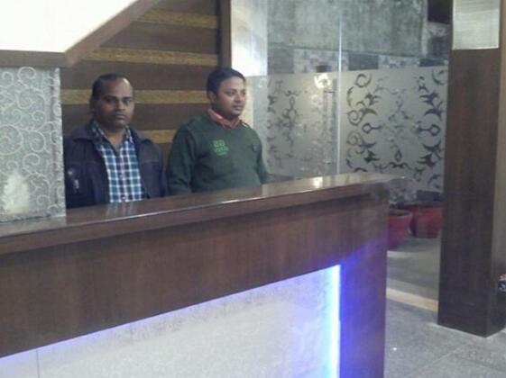 Hotel Heera Continental - Photo2