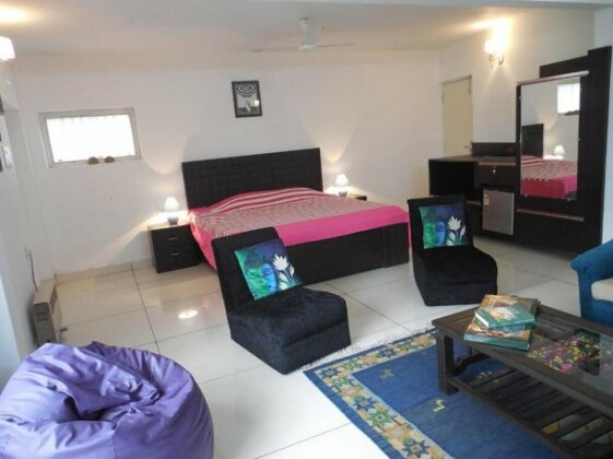 Green Serene Adobe Meerut - Photo3