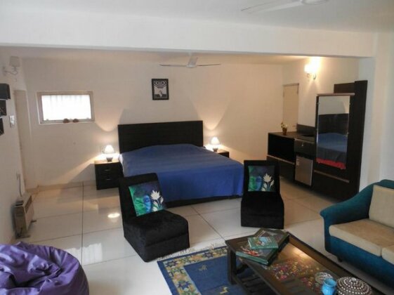 Green Serene Adobe Meerut - Photo4