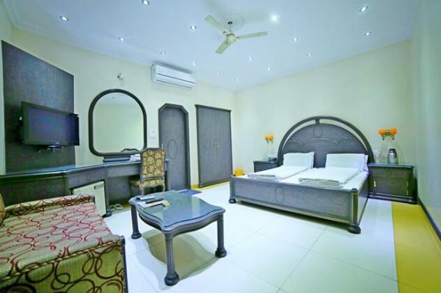 Hotel Naveen Meerut - Photo2