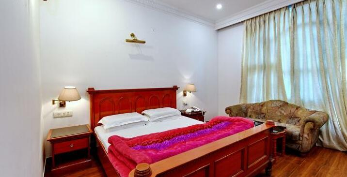 Hotel Raj Mahal - Photo2