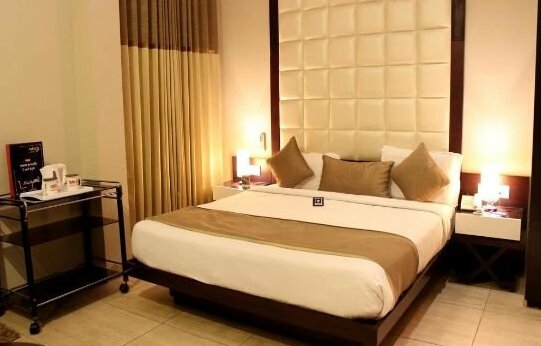 Hotel Samrat Heavens - Photo4