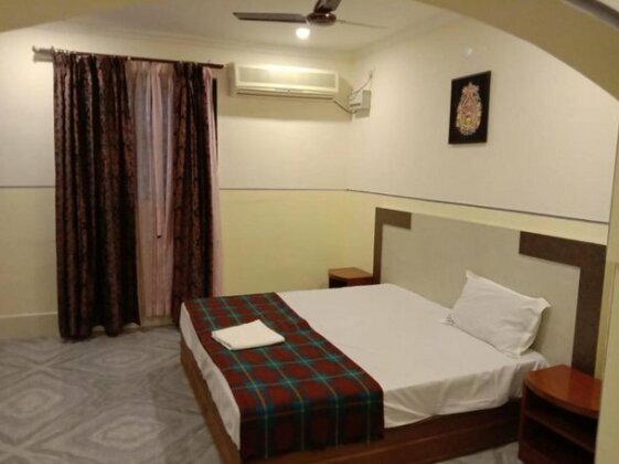 Muthu mahal Hotel dream world - Photo3