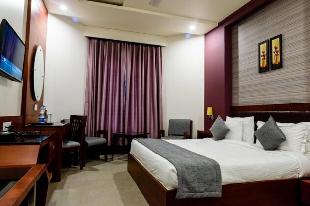 Konark Grand Hotel - Photo4