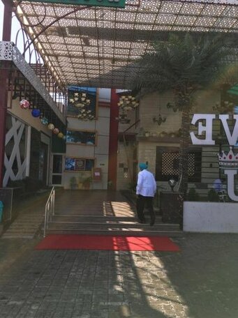 Hotel Taj Moga - Photo2