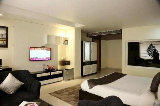 Kingdom Hotel Moga - Photo2