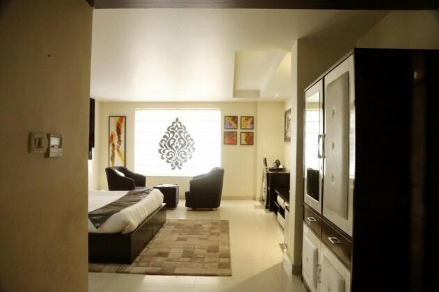 Kingdom Hotel Moga - Photo4