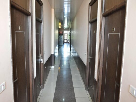 OYO 6298 Motel Divine - Photo2