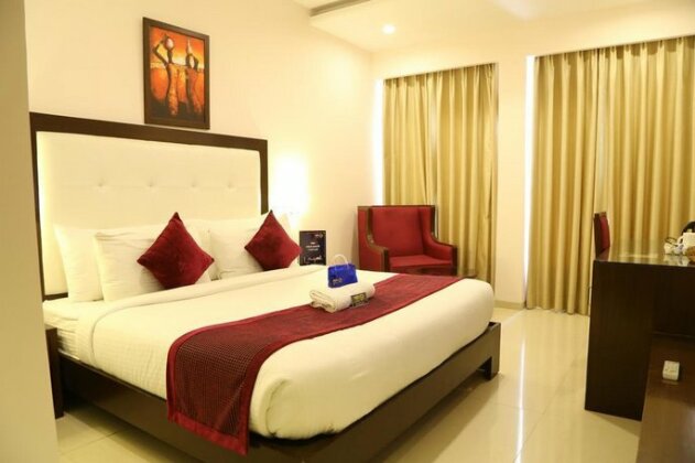 OYO Premium IVY Hospital - Photo4