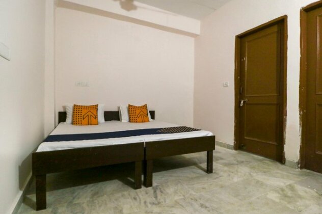 Spot On 67973 Hotel Rc - Photo5