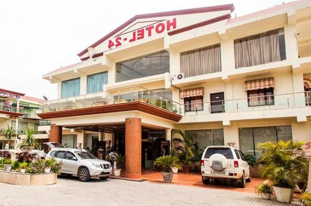 Drive In 24 Hotel