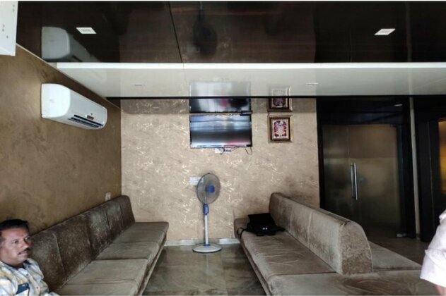 Hotel Mahesh - Photo2