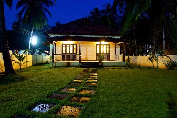 4 B/R Georgous Morjim Beach House - Photo4