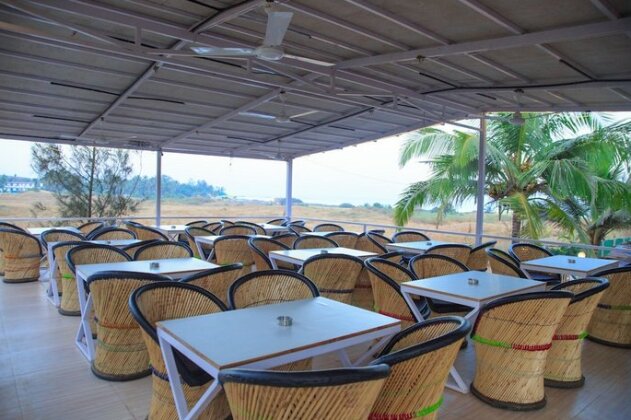 Arabian Sands Beach Resort - Photo2