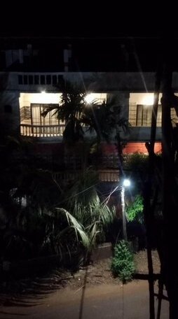 Cannie's Guest House - Photo2