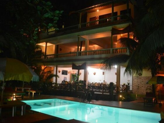 Classic De Evergreen Resort