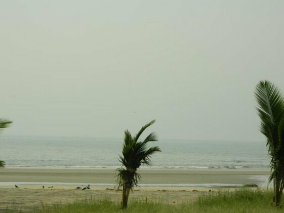 Morjim Grand Resort - Photo5