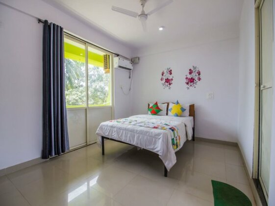 OYO 12873 Home Beach facing Studios Morjim - Photo2