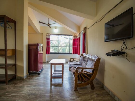 OYO 13360 Home Studio Morjim Beach - Photo2