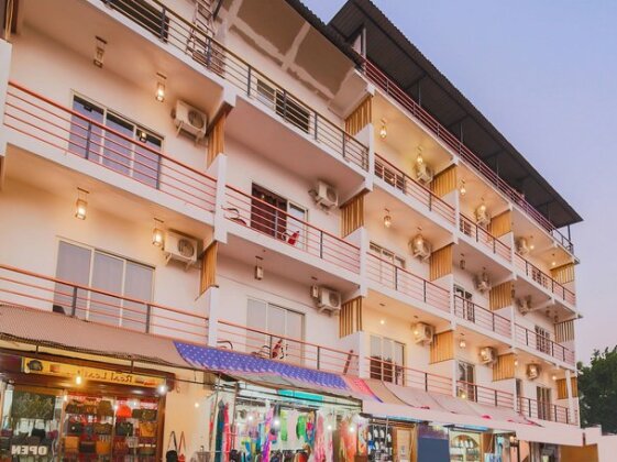 OYO 15449 Hotel Padma - Photo3