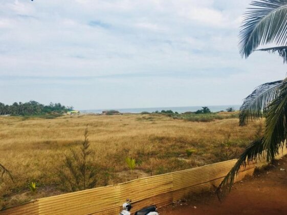 Royal Touch Beach Resort - Photo4