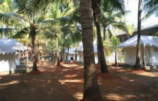 Sheen Beach Resort - Photo5
