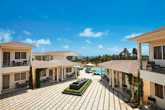The Acacia Morjim Ocean Front - Photo2