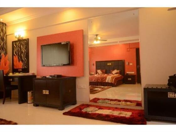 Vista Rooms At Morjim Beach 1 - Photo3