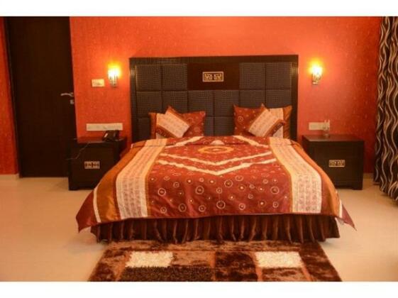 Vista Rooms At Morjim Beach 1 - Photo5