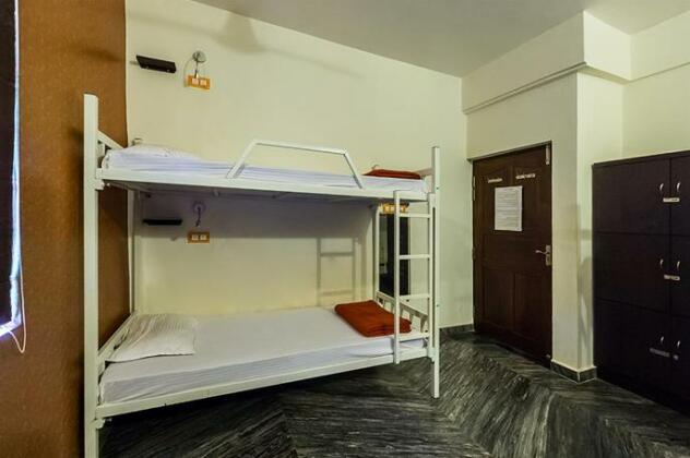 Wanderers Hostel - Photo2