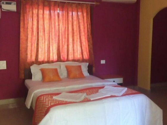 White Pearls Deluxe Guesthouse - Photo5
