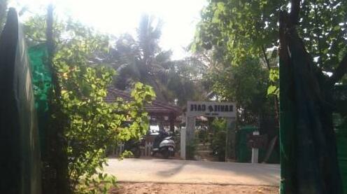 Xaviers Cafe & Beach Huts - Photo5