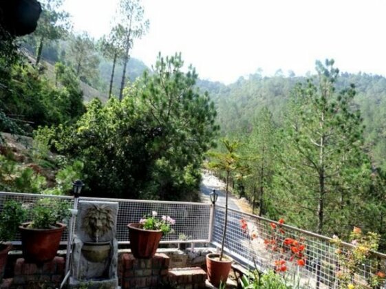 Club Ten Pine Lodge - Photo3