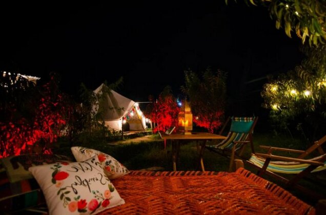 Hushnest x Mukteshwar - Photo2