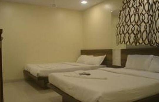 FabHotel Airport Metro - Photo5