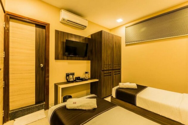 Hotel Golden Crown Mumbai - Photo3