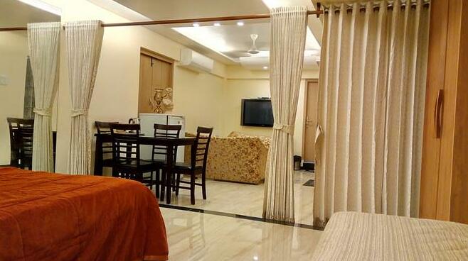 Hotel in Bandra West Mumbai - Photo3