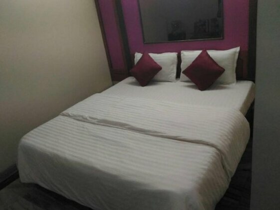 Hotel Rest Inn Mumbai