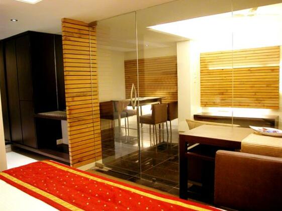Hotel Shilpa Residency - Photo2