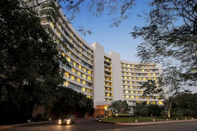 Lakeside Chalet Mumbai - Marriott Executive Apartments