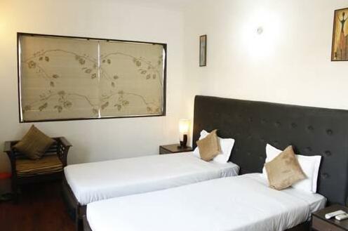 Laurent & Benon Premium Service Apartment - Bandra West Mumbai