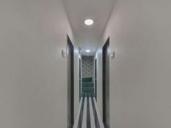OYO 5661 Hotel AK Palace - Photo3