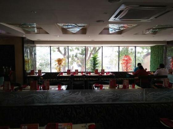 Privilege Inn - Photo2